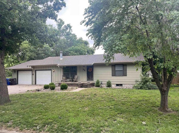 315 E Lindsborg, Lindsborg, KS 67460