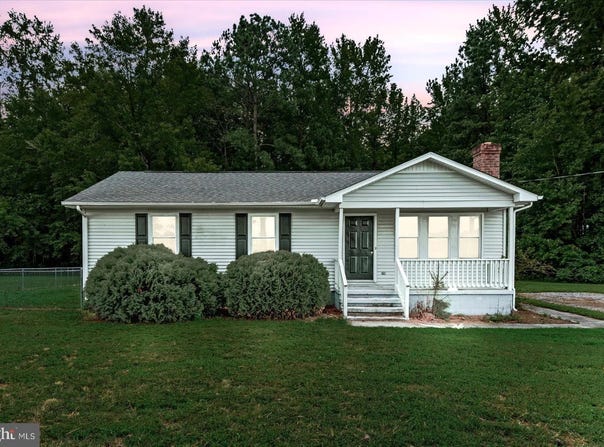 2010 LAKE RD, LOTTSBURG, VA 22511