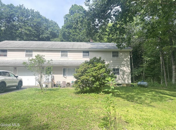 296 Steers Road, Perth, NY 12010