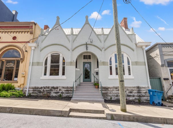 110 West Poplar Street, Harrodsburg, KY 40330
