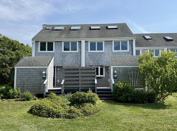 467 Katama Road unit: B2, Edgartown, MA 02539