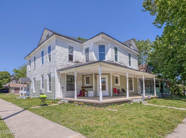 2028 S Wall Avenue, Joplin, MO 64804