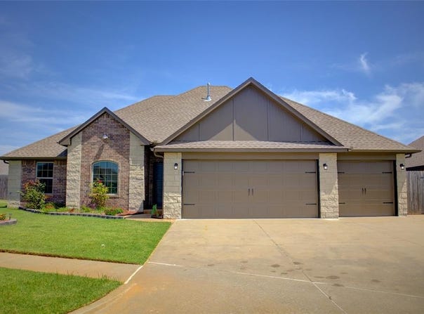 11749 SW 22nd Terrace, Yukon, OK 73099