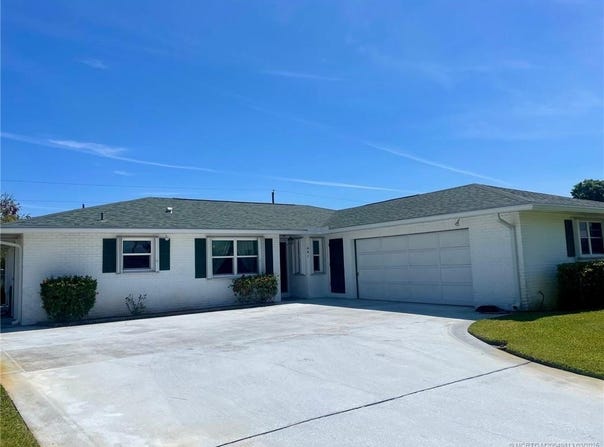 441 SW Curry Street, Port St Lucie, FL 34983
