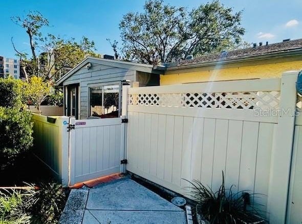 2607 29TH AVENUE W, BRADENTON, FL 34205