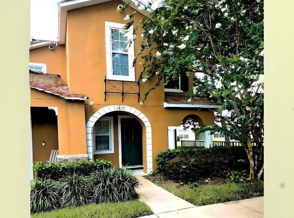 10819 LAKE SAINT CHARLES BOULEVARD, RIVERVIEW, FL 33578