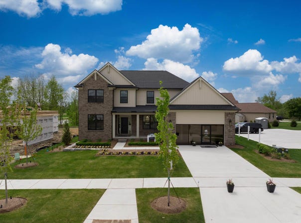 18053 Stallman Drive, Macomb, MI 48042