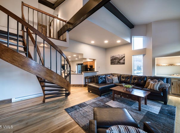 508 E Lionshead Circle, Vail, CO 81657