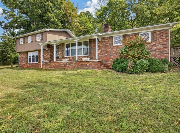 461 Baker Mountain Road, Sparta, TN 38583