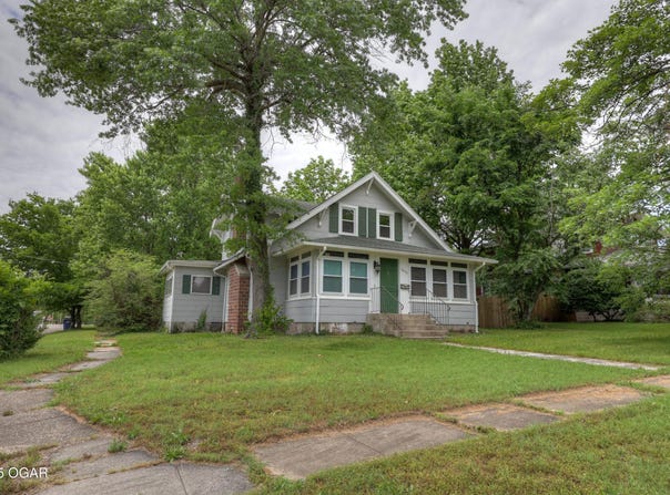 1643 Washington Avenue, Baxter Springs, KS 66713