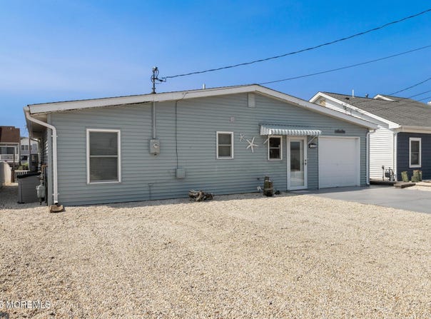 40 Beverly Lane, Beach Haven West, NJ 08050