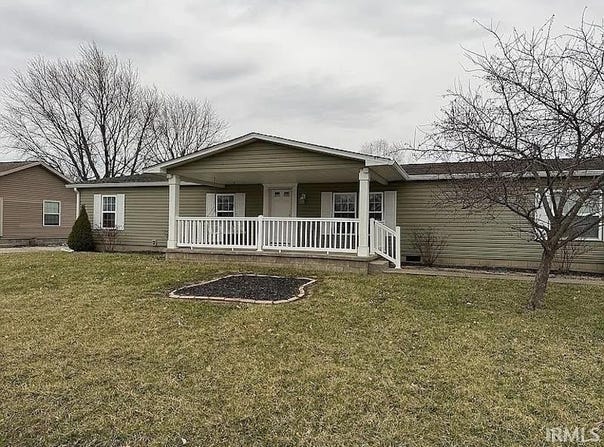 8094 S Angelia Drive, Fort Branch, IN 47648-8074