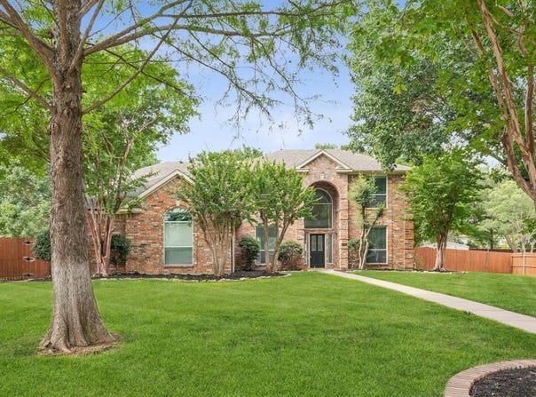 302 Chestnut Cove Circle, Southlake, TX 76092