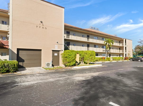 7750 NW 50th Street, Lauderhill, FL 33351