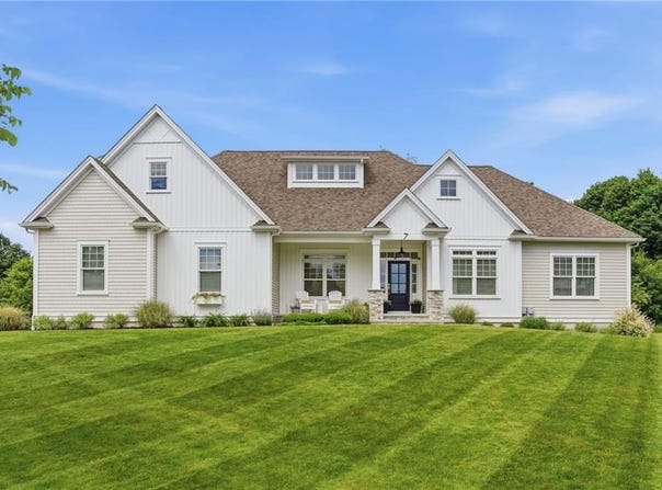 7 Waterview Lane, Warren, RI 02885