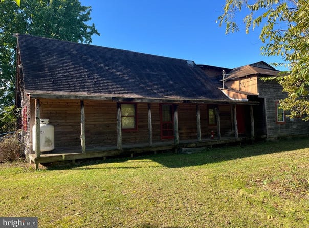 149 BONNEVILLE DR, FALLING WATERS, WV 25419