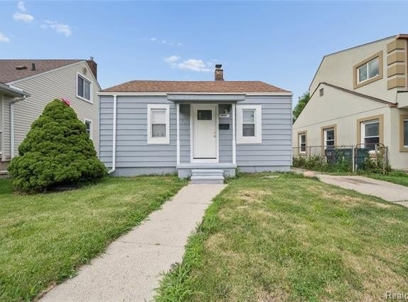 2036 Ford Boulevard, Lincoln Park, MI 48146