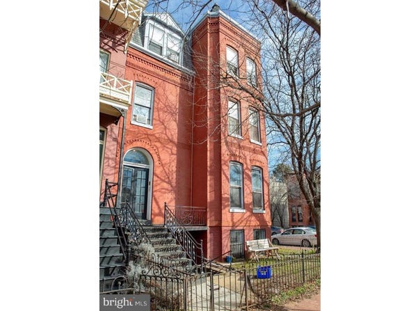 520 CONSTITUTION Avenue NE, WASHINGTON, DC 20002
