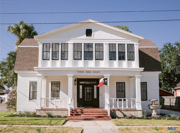 308 W Stayton Avenue, Victoria, TX 77901