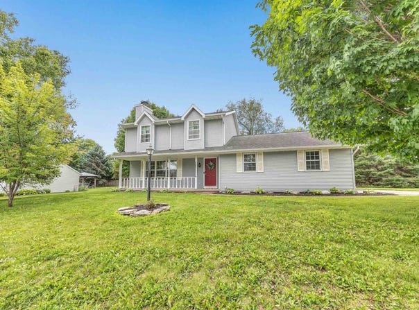 2141 DESCENDANT Lane, GREEN BAY, WI 54313-8095