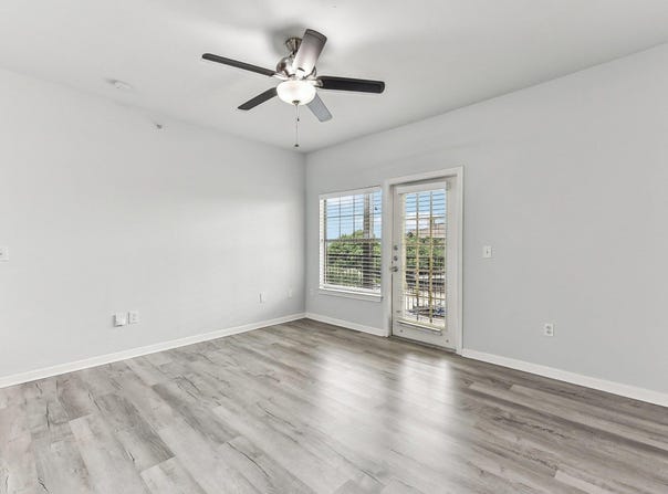 2320 Gracy Farms LN, Austin, TX 78758