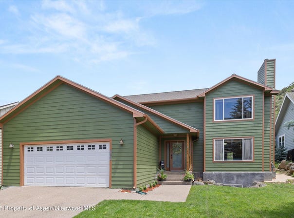 48 BEAVER Court, Glenwood Springs, CO 81601