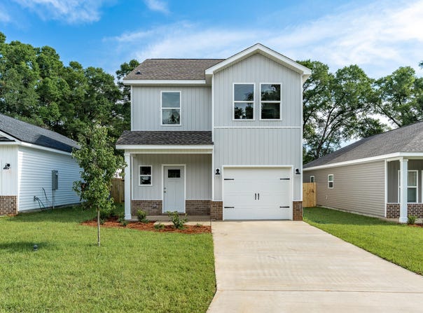 506 Lee Avenue, Crestview, FL 32539