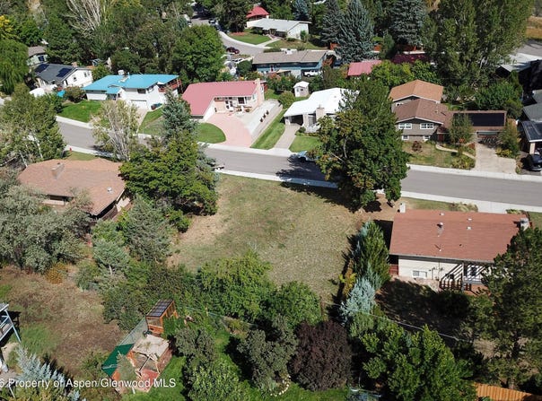516 W 12th Street, Glenwood Springs, CO 81601