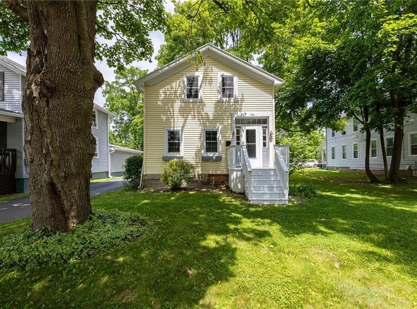 130 Fort Hill Avenue, Canandaigua City, NY 14424