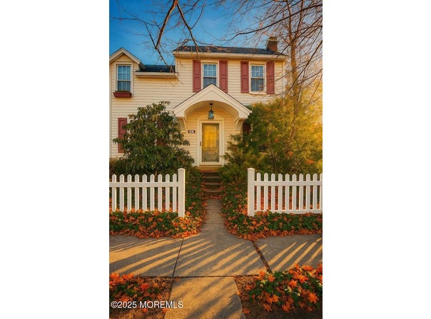 28 Messenger Street, Toms River, NJ 08753