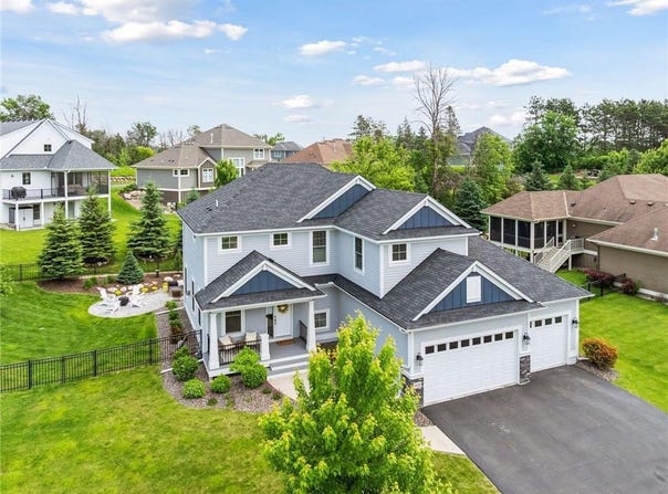 4528 Fable Hill Parkway N, Hugo, MN 55038