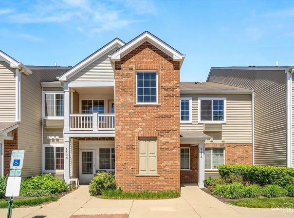 222 Bertram Drive, Yorkville, IL 60560