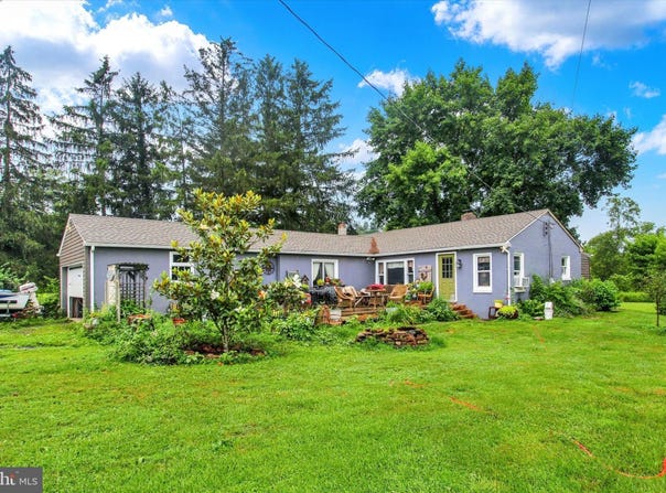 300 MUD RUN ROAD, YORK SPRINGS, PA 17372