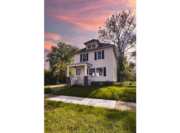 2927 Seyburn Street, Detroit, MI 48214