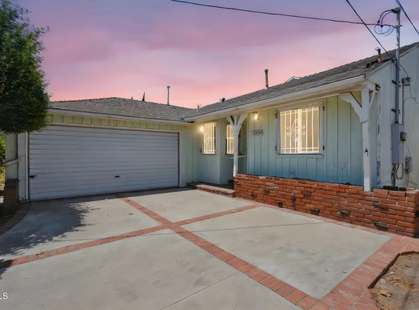 13739 Wyandotte Street, Van Nuys, CA 91405