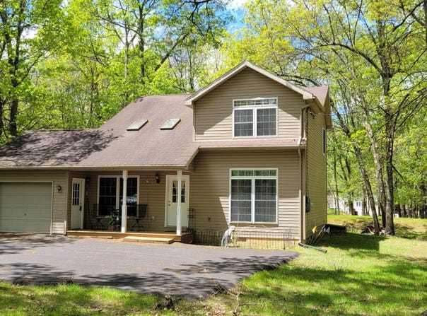 25 Byron Lane, Albrightsville, PA 18210
