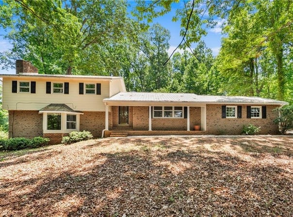 4848 Red Oak Drive, Gainesville, GA 30506