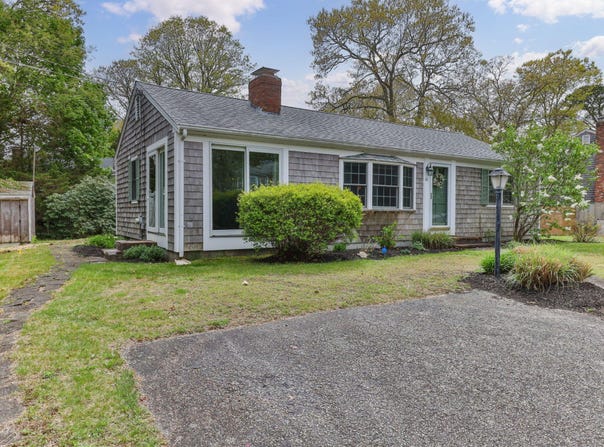 61 Uncle Bills Way, South Dennis, MA 02660