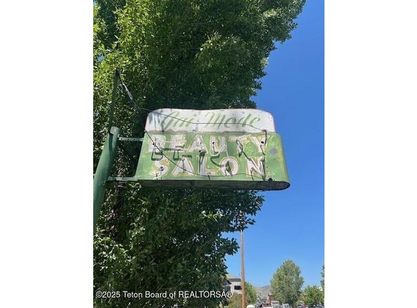 110 & 120 W HANSEN Avenue, Jackson, WY 83001