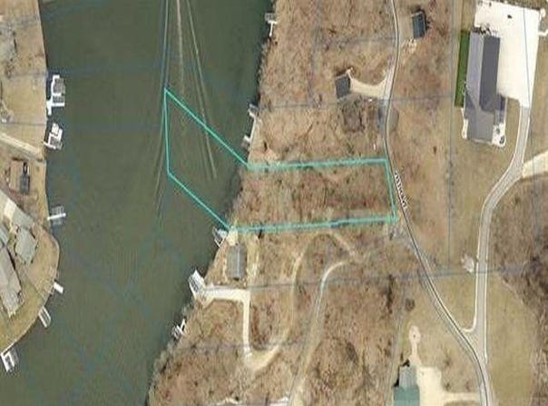 26407 215th Avenue, Delhi, IA 52223