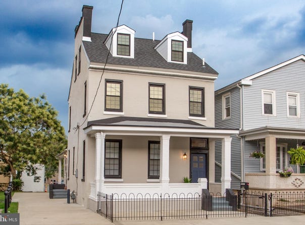 327 WOOD STREET, BRISTOL, PA 19007
