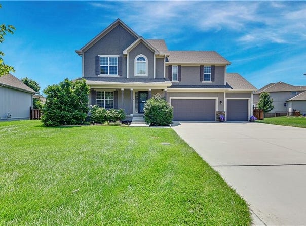 25201 W 149TH Terrace, Olathe, KS 66061