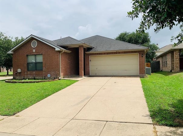 4176 Tupelo Trail, Fort Worth, TX 76244