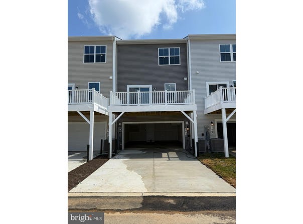 263 SANDY BOTTOM CIRCLE, RANSON, WV 25438