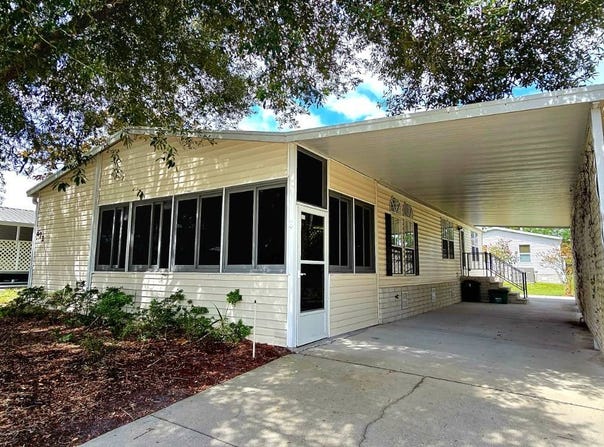 672 Bamboo Palm Way, Oviedo, FL 32765