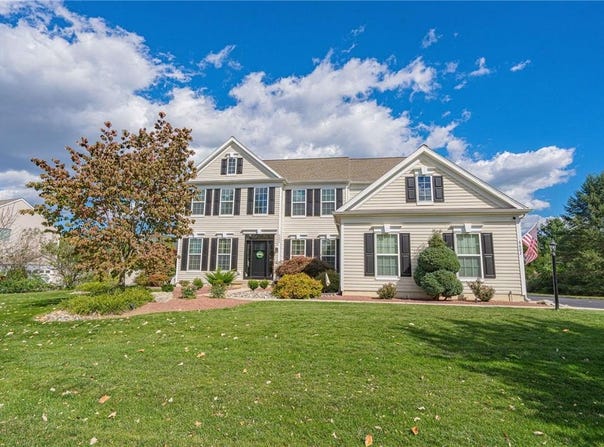 6602 Rutherford Drive, Lower Macungie Twp, PA 18062