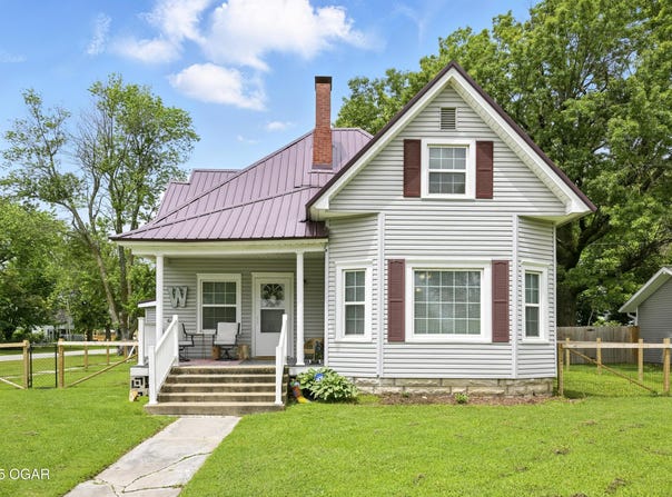 301 N 1st Street, Jasper, MO 64755