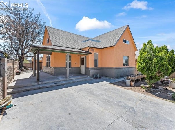 616 E 5th Street, Pueblo, CO 81001