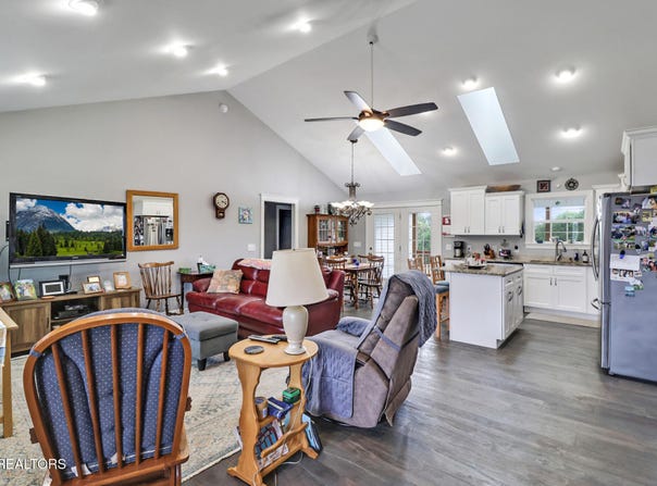 611 Imperial Dr. Drive, Sparta, TN 38583