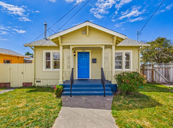 2726 J Street, Eureka, CA 95501